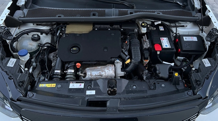 Peugeot 2008 cena 75900 przebieg: 169773, rok produkcji 2021 z Suchedniów małe 742